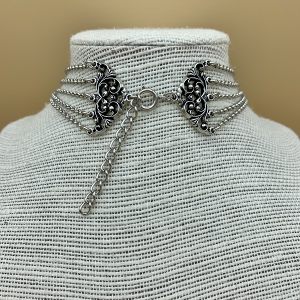 Kropfteil Helene Detail Verschluss | Trachtenschmuck
